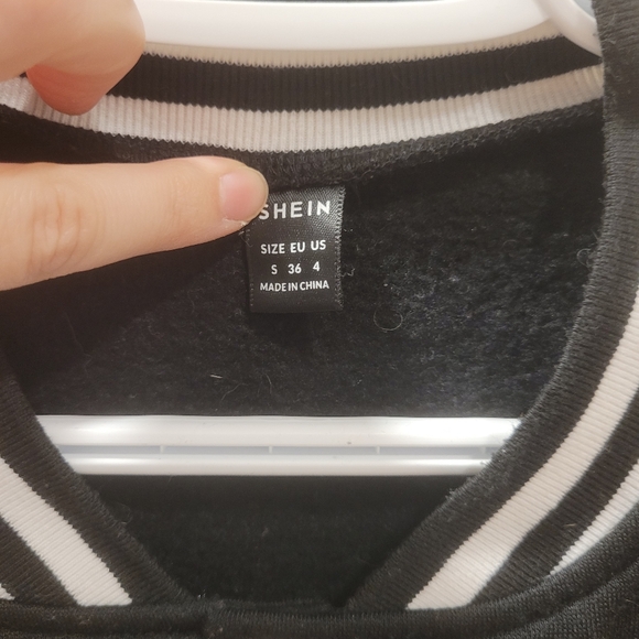 Shein Halloween vest black and White with pockets skeleton style Small - Picture 5 of 5